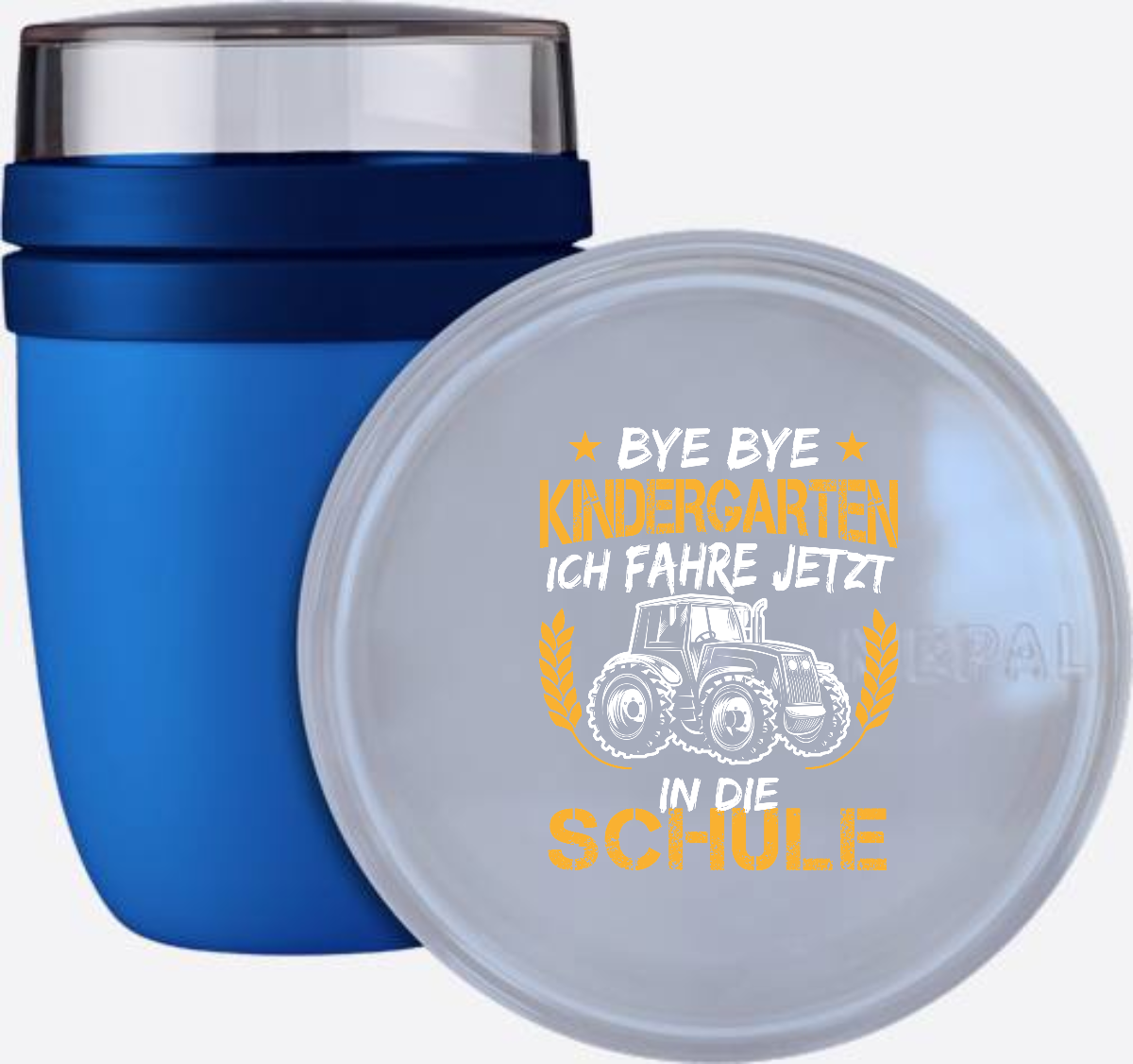Tasse Einschulung – Bye Bye Kindergarten Traktor Weiß Orange - Vivid Blue