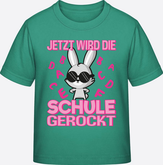 Einschulungs T-Shirt: Schule gerockt Hase (mit Wunschname) - Go Green