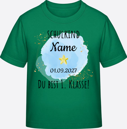 T-Shirt Schulkind - Du bist erste Klasse mit Wunschnamen - Kelly Green