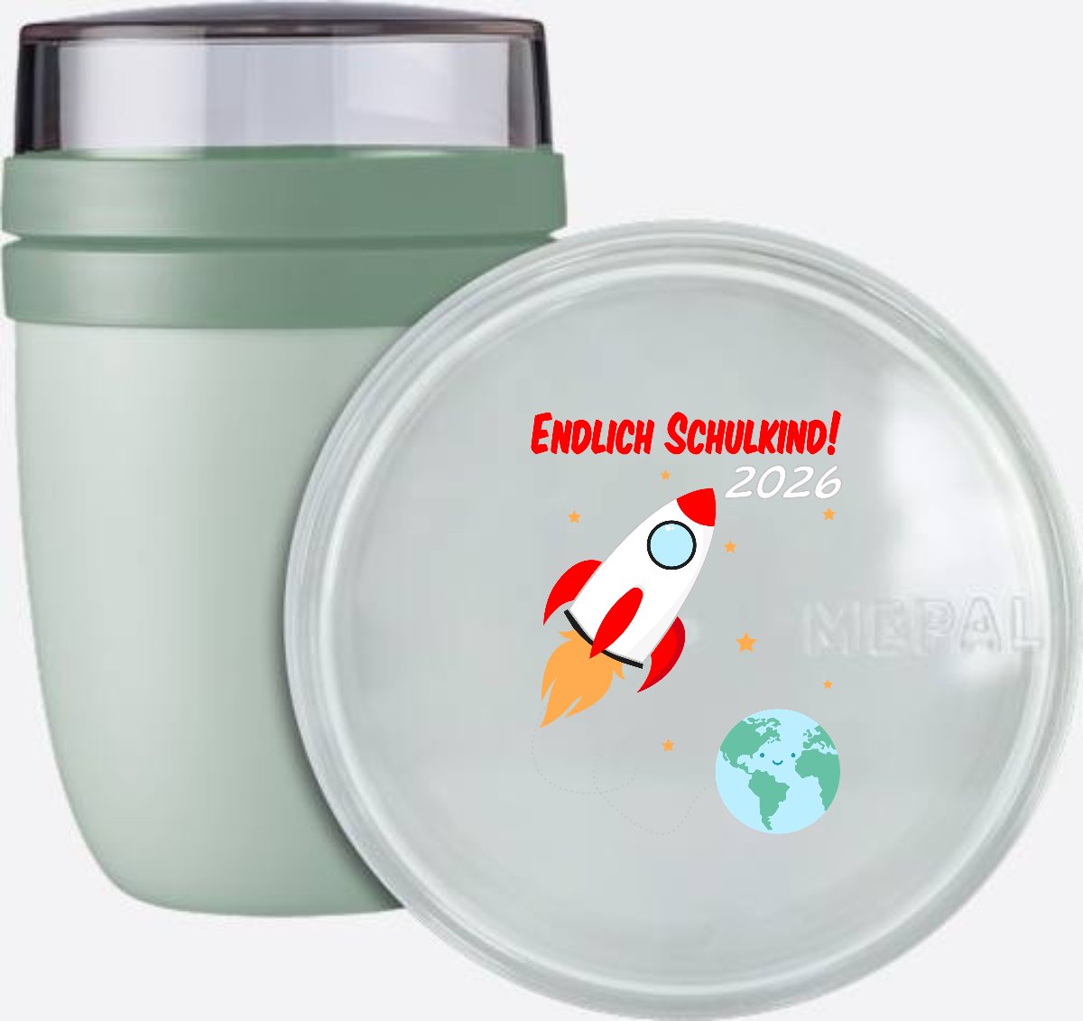 Tasse Einschulung 2026 mit Name – Endlich Schulkind Rakete - Nordic Sage