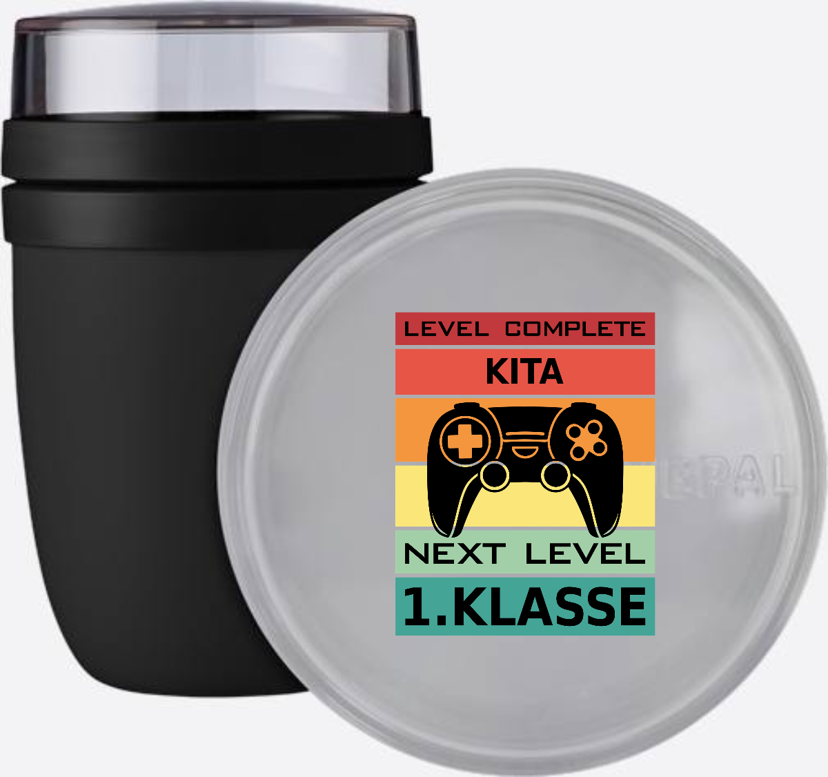 Tasse Einschulung: Next Level 1. Klasse – mit Namen - Nordic Black