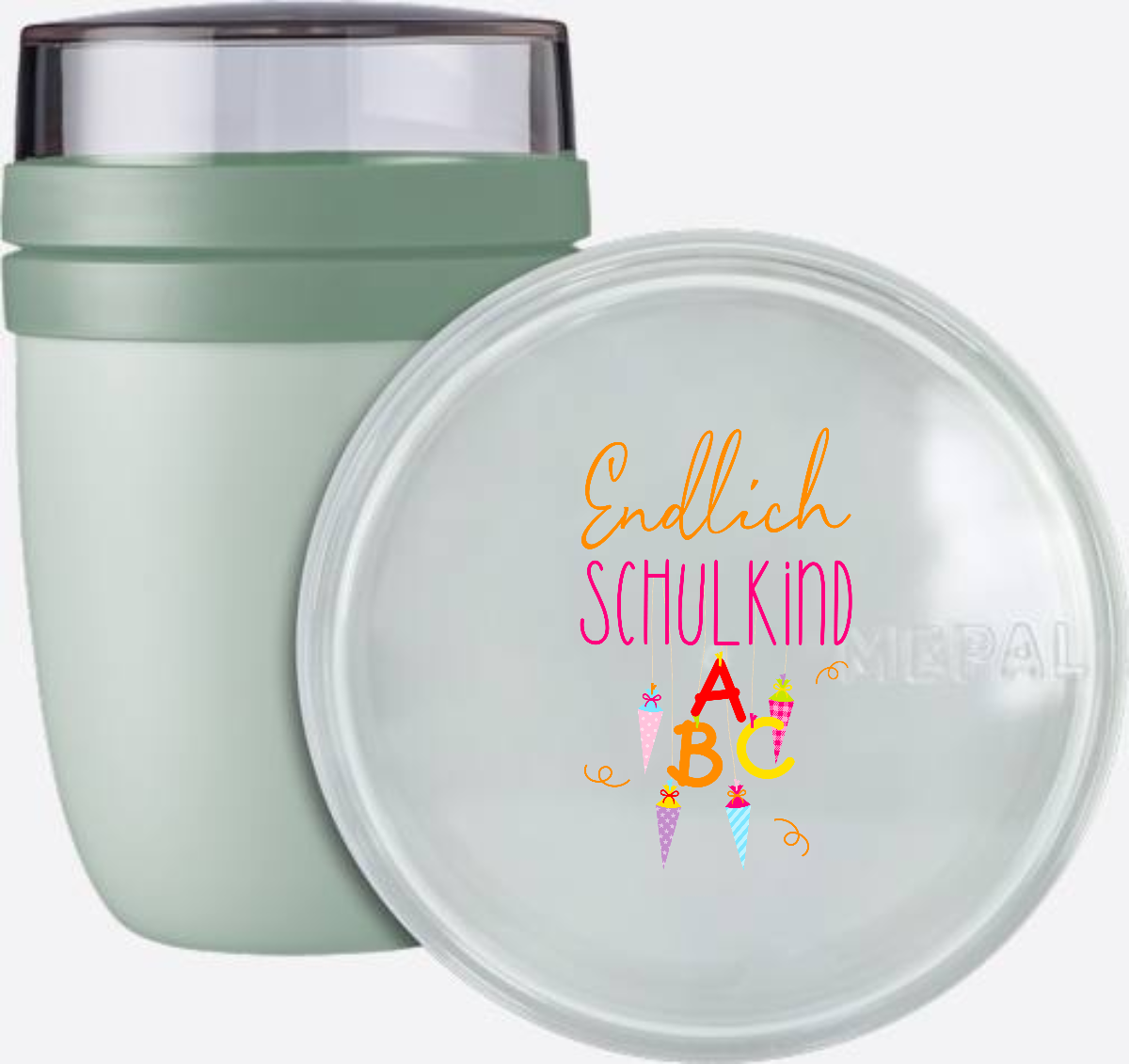 Tasse „Endlich Schulkind“ mit Namen zur Einschulung - Nordic Sage