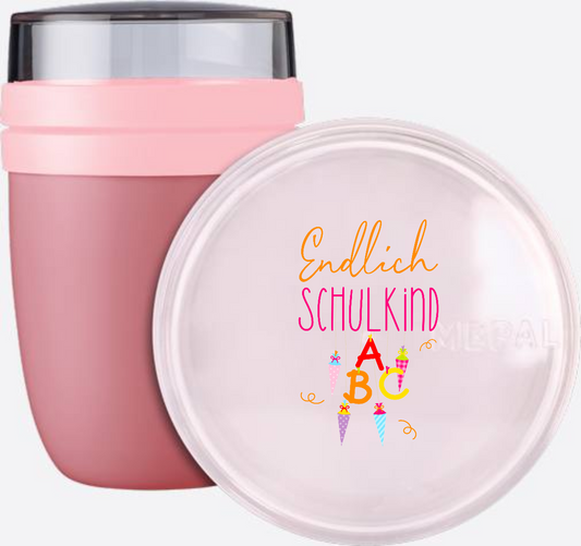 Tasse „Endlich Schulkind“ mit Namen zur Einschulung - Vivid Mauve