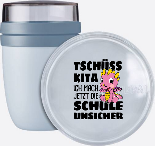 Tasse zur Einschulung: Tschüss Kita! mit rosa Drache & Name - Nordic Blue