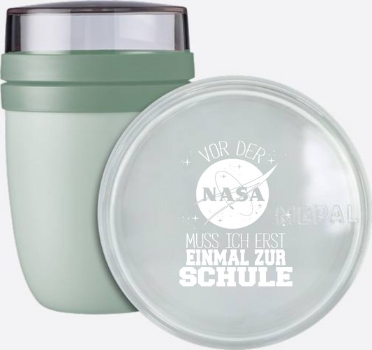 Tasse zur Einschulung – Vor der NASA zur Schule mit Name - Nordic Sage
