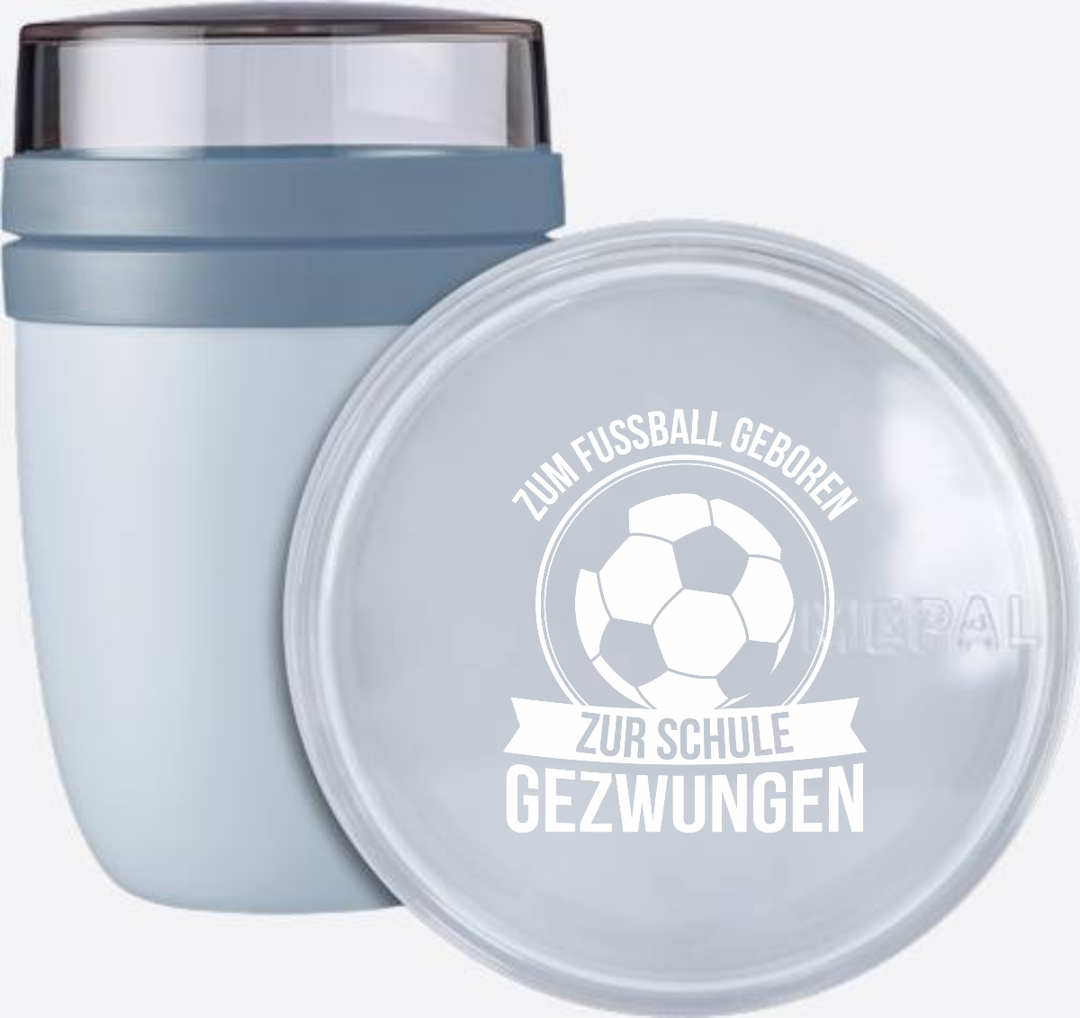 Tasse zur Einschulung: Zum Fußball geboren – Personalisiert - Nordic Blue